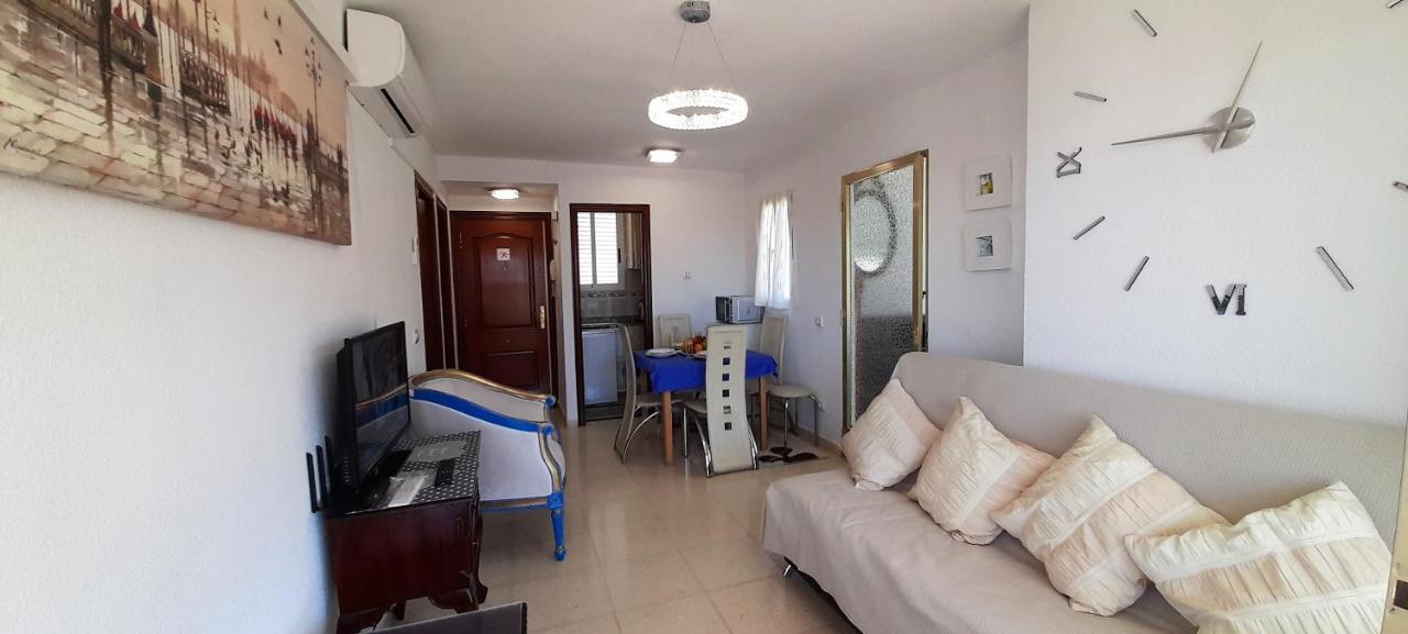 Agustina Seaview In Rincon De Loix -Free Parking, Wi-Fi, Pool, New Air Conditioning, Sea View Apartment เบนิดอร์ม ภายนอก รูปภาพ